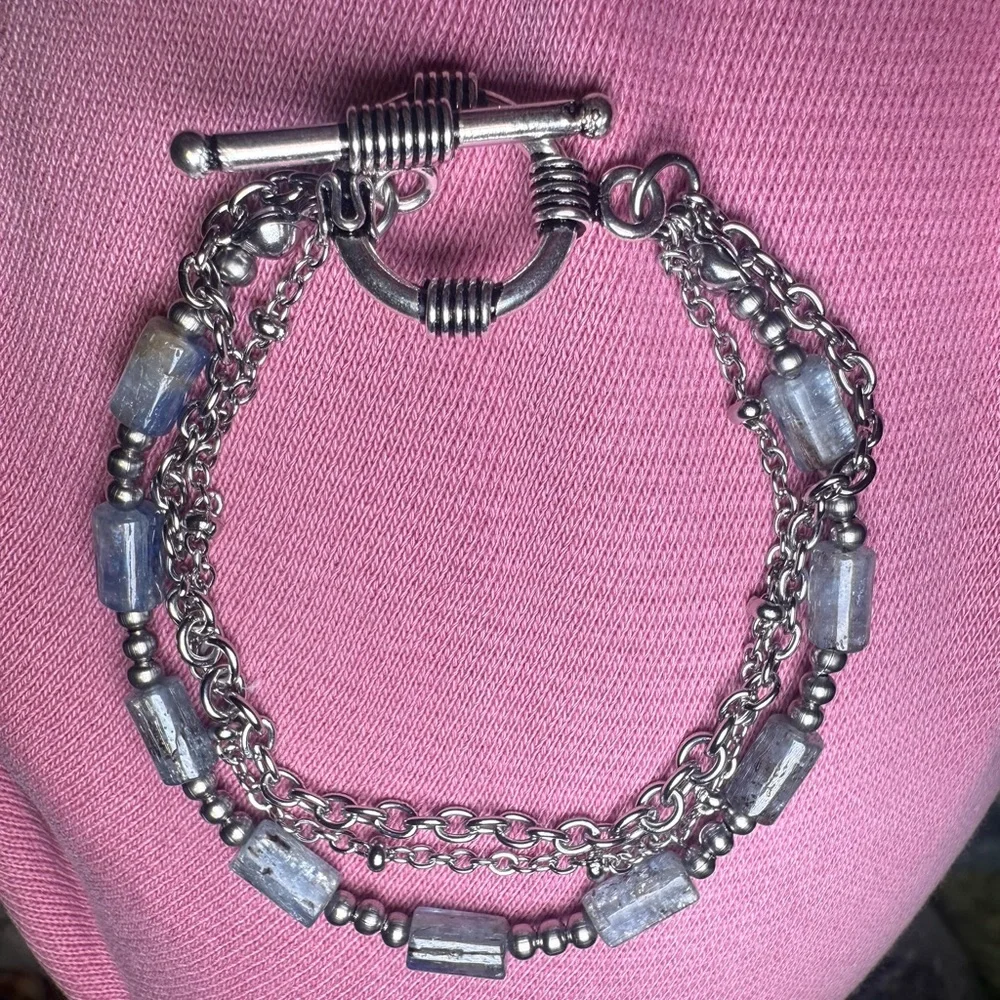 Calm #3 - Kyanite Triple Layered Toggle Bracelet Stainless Steel - Picture 4 of 6